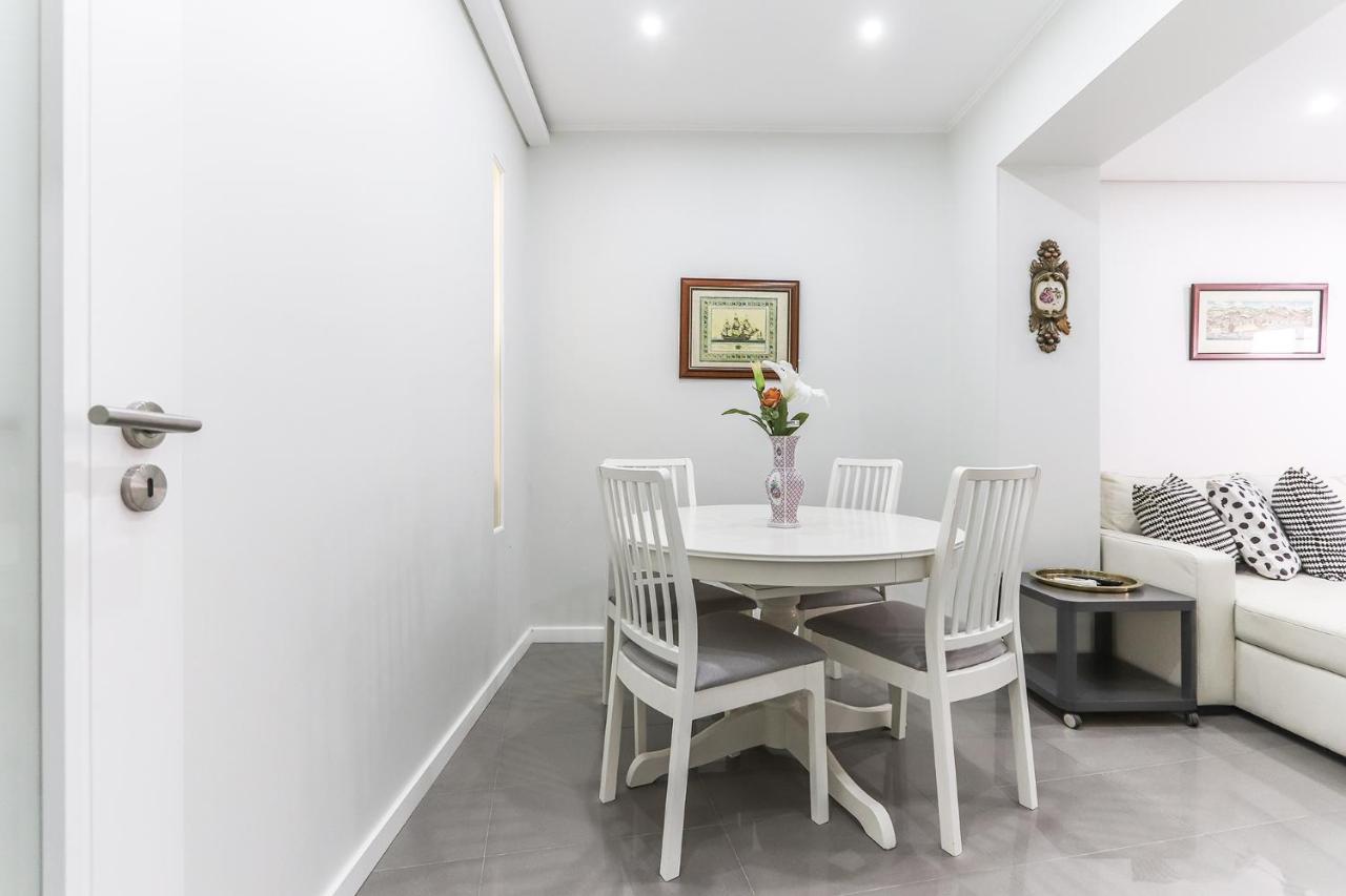 Vita Portucale ! Moscavide Casa Branca W/ Terrace Lisboa 外观 照片